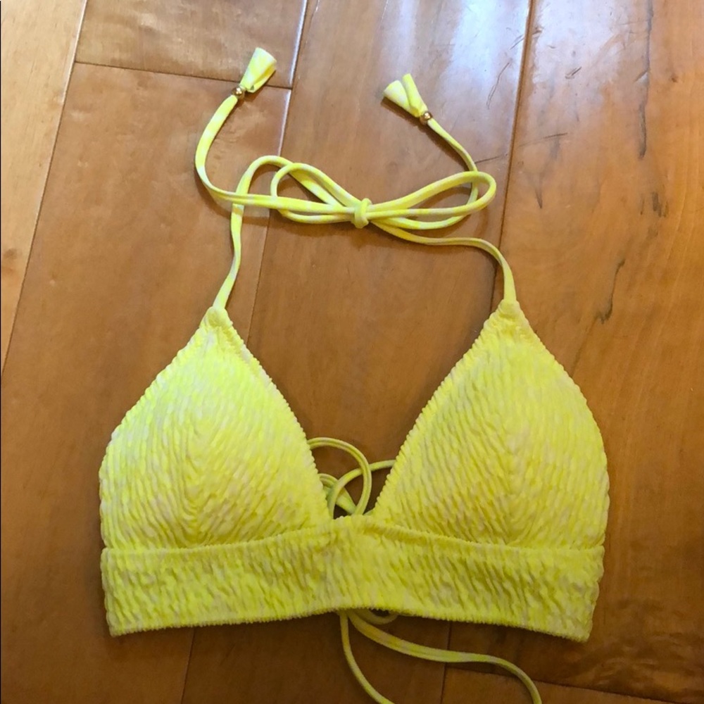 Victoria’s Secret bikini top